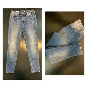 Vigoss women’s distressed skinny jeans size 28